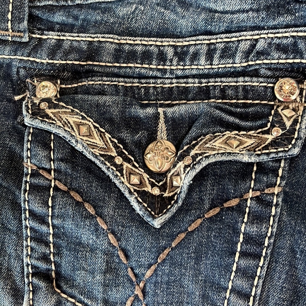 NEW LISTING. BEAUTIFUL 4 Pairs of MISS ME SHORTS. Normally $110 each.